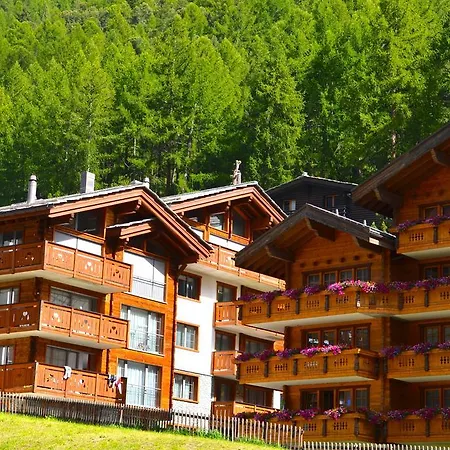 Jaegerhof Serviced Apartements Zermatt Quarto foto