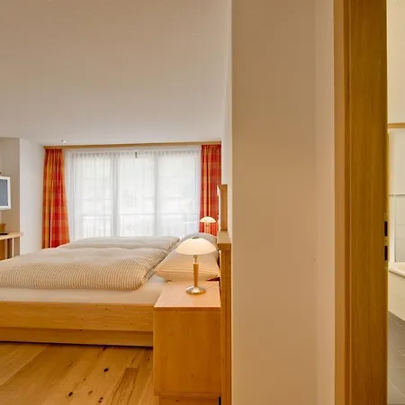 Jaegerhof Serviced Apartements Zermatt Quarto foto