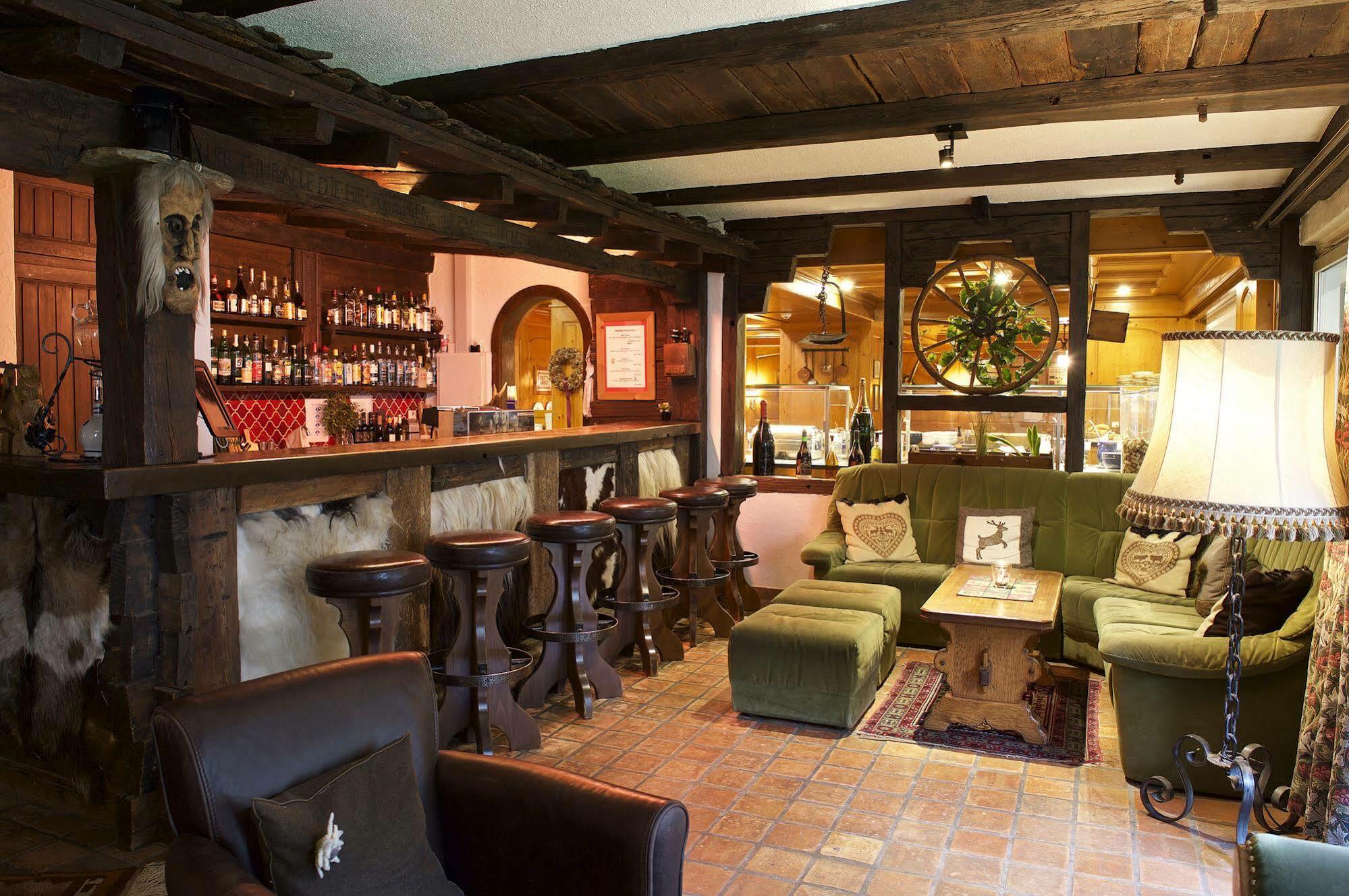 Jaegerhof Serviced Apartements Zermatt